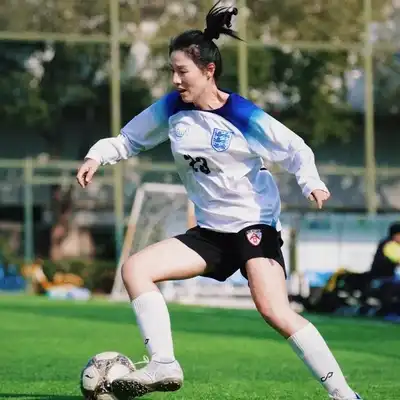 郝鑫云